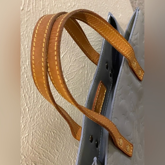 Louis Vuitton Monogram Vernis Reade MM Handbag - Picture 4 of 14